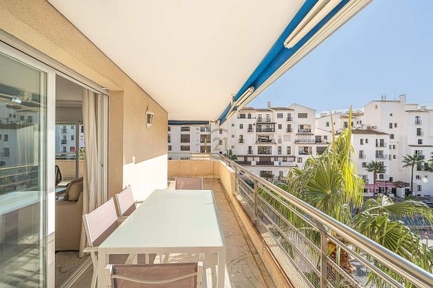 Foto 2 de Pis en venda a plaza Antonio Banderas de 3 habitacions amb terrassa i piscina