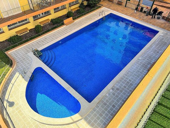 Foto 2 de Pis en venda a calle Riu de la Plata de 3 habitacions amb piscina i balcó