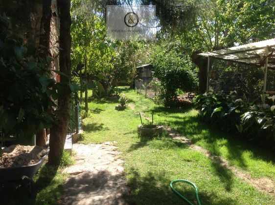 Foto 2 de Casa rural en venda a calle Extrarradio Hoya de 3 habitacions amb terrassa i piscina