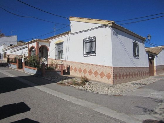 Foto 1 de Venta de casa adosada en Alhama de Granada de 5 habitaciones con piscina