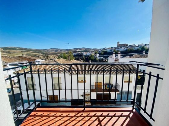 Foto 2 de Venta de piso en Alhama de Granada de 3 habitaciones con balcón