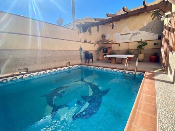 Foto 2 de Casa en venda a Huétor Tájar de 4 habitacions amb piscina i garatge