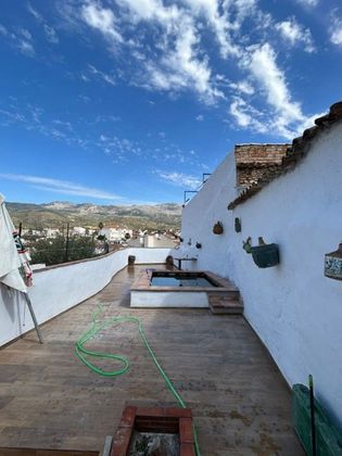 Foto 2 de Venta de casa en Riogordo de 2 habitaciones con terraza y piscina