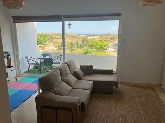 Foto 2 de Casa en venda a Benajarafe – Almayate de 3 habitacions amb terrassa i piscina