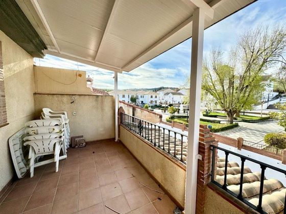 Foto 2 de Venta de casa en Arenas del Rey de 3 habitaciones con terraza y garaje