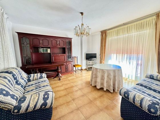 Foto 2 de Pis en venda a Alhama de Granada de 3 habitacions amb terrassa