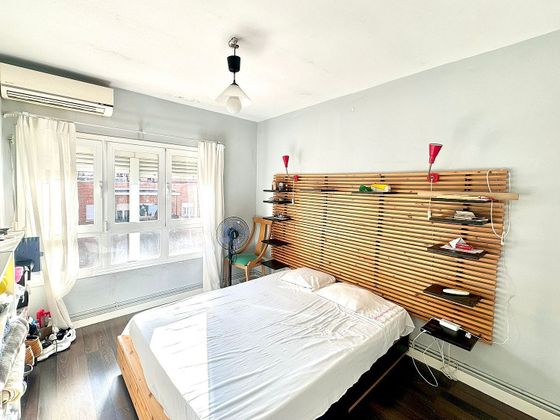 Foto 2 de Venta de piso en Entrevías de 2 habitaciones con terraza y aire acondicionado