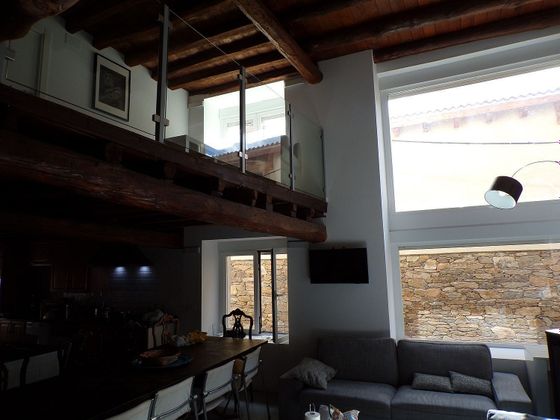 Foto 1 de Casa rural en venda a Villaverde de Montejo de 5 habitacions amb calefacció