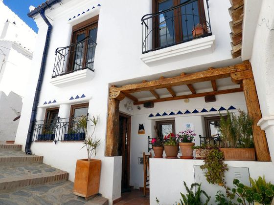 Foto 1 de Casa adosada en venta en Canillas de Aceituno de 2 habitaciones con terraza y balcón