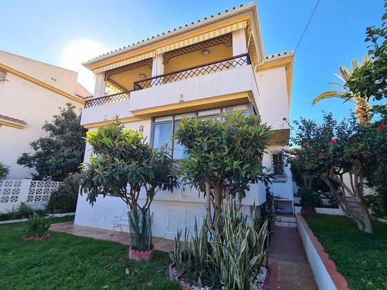 Foto 1 de Casa en venda a Cotomar - Urbanizaciones de 4 habitacions amb terrassa i garatge