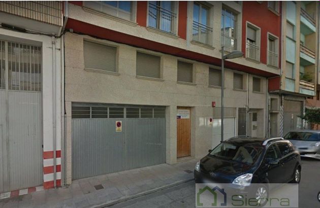 Foto 1 de Local en venta en Sarria de 658 m²