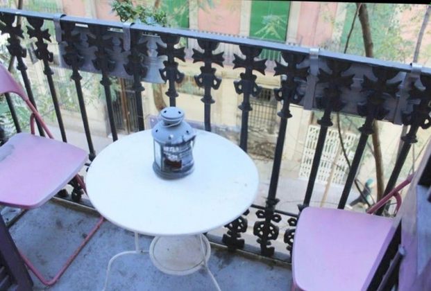 Foto 1 de Pis en venda a La Barceloneta de 2 habitacions amb balcó i calefacció