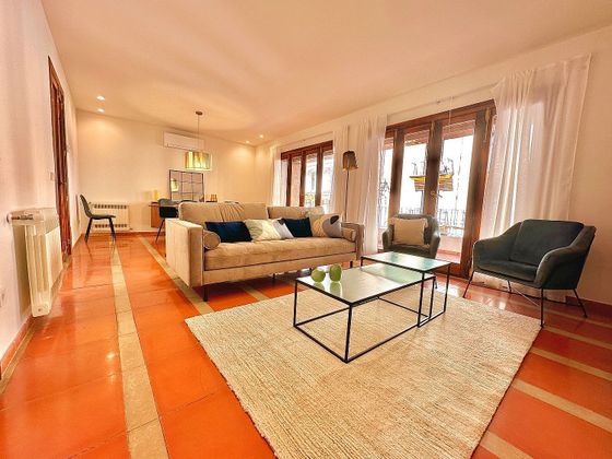 Foto 1 de Pis en lloguer a calle Del Baró de Santa Maria del Sepulcre de 3 habitacions amb terrassa i mobles
