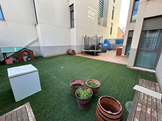 Foto 2 de Piso en venta en Mejorada del Campo de 3 habitaciones con terraza y piscina