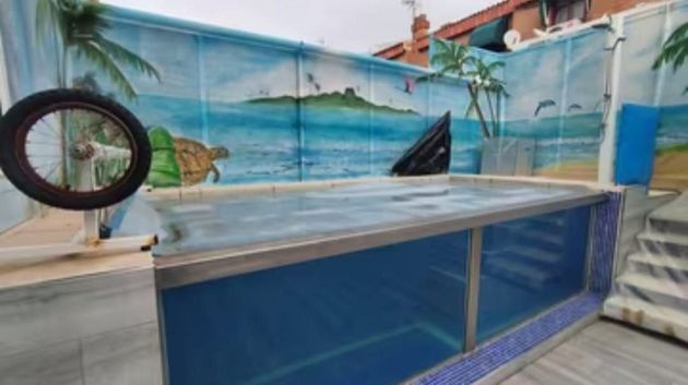 Foto 1 de Casa en venta en Mejorada del Campo de 5 habitaciones con terraza y piscina