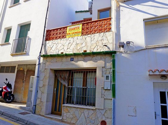 Foto 1 de Casa en venda a calle Dels Horts de 2 habitacions amb terrassa i balcó