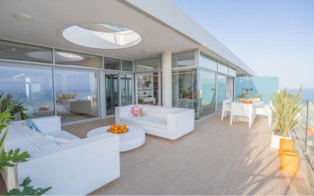 Foto 2 de Àtic en venda a avenida Del Higuerón de 3 habitacions amb terrassa i piscina
