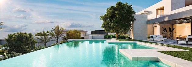 Foto 2 de Casa adosada en venta en Playa Bajadilla - Puertos de 5 habitaciones con terraza y piscina