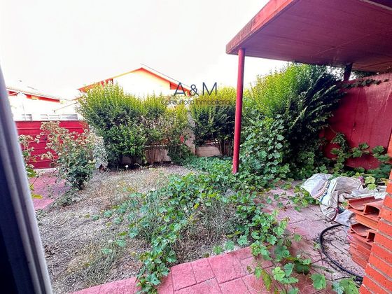 Foto 1 de Casa en venda a Renedo de Esgueva de 3 habitacions amb garatge i balcó