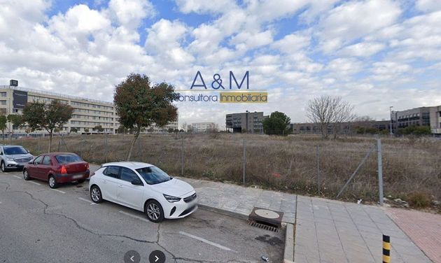 Foto 2 de Venta de terreno en avenida De Aragón de 1205 m²