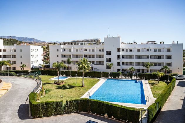 Foto 2 de Venta de ático en Riviera del Sol de 2 habitaciones con terraza y piscina