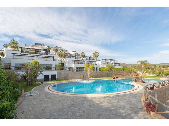 Foto 1 de Dúplex en venda a calle Sand de 3 habitacions amb terrassa i piscina