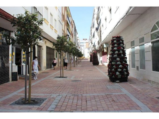 Foto 2 de Venta de local en calle Valladolid con terraza