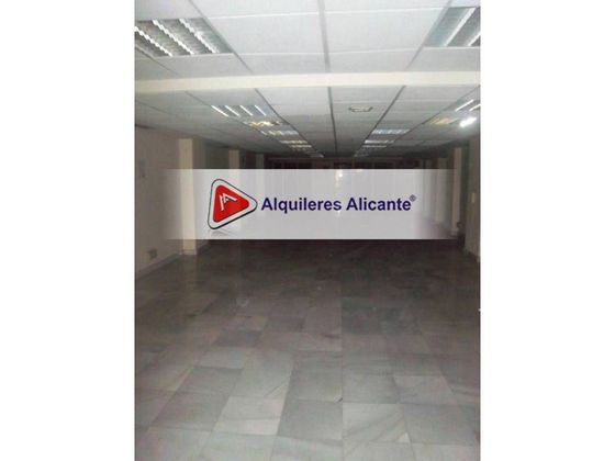 Foto 2 de Alquiler de local en Centro - Alicante con ascensor