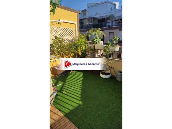 Foto 1 de Pis en lloguer a Ensanche - Diputación de 3 habitacions amb terrassa i piscina