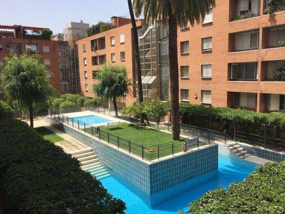 Foto 1 de Piso en venta en El Porvenir de 4 habitaciones con piscina y garaje