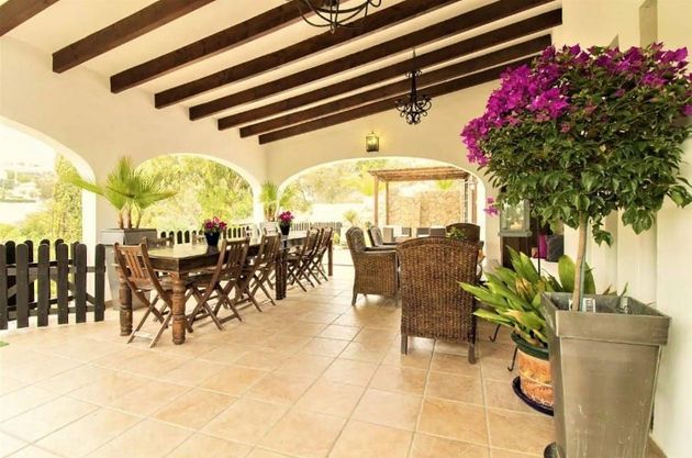 Foto 1 de Xalet en venda a Pueblo Español-Coveta Fumá de 5 habitacions amb terrassa i piscina