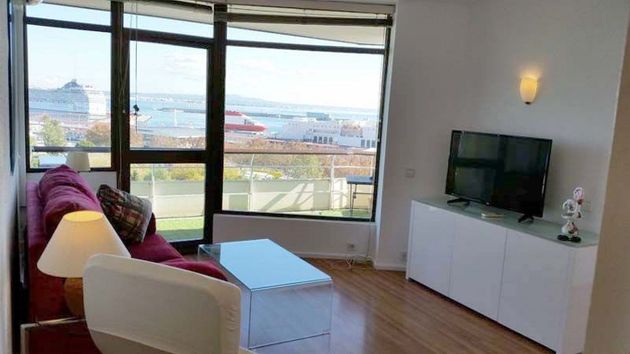 Foto 2 de Alquiler de piso en La Bonanova - Portopí de 2 habitaciones con terraza y piscina
