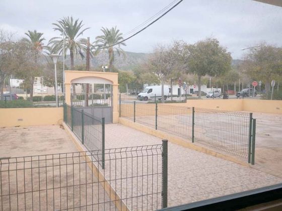 Foto 1 de Alquiler de local en Palmanova con terraza