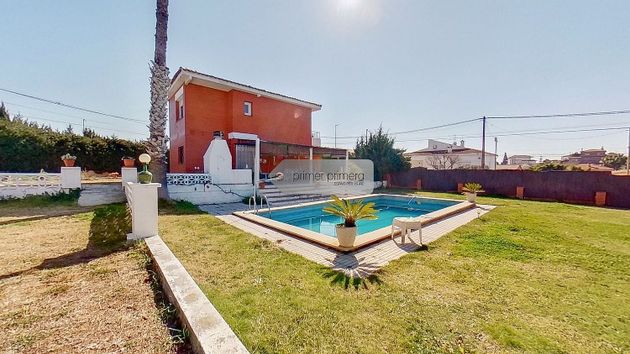 Foto 1 de Xalet en venda a avenida California de 5 habitacions amb terrassa i piscina