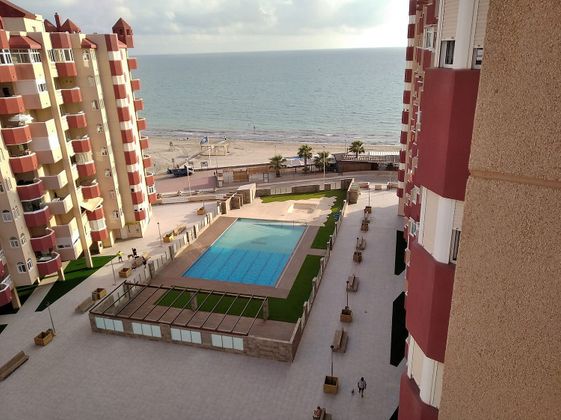 Foto 1 de Estudi en venda a Playa del Esparto-Veneziola amb piscina i jardí