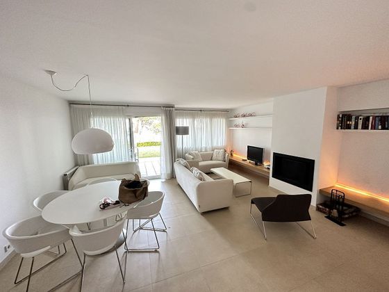 Foto 2 de Alquiler de piso en Llafranc - Tamariu de 4 habitaciones con terraza y piscina
