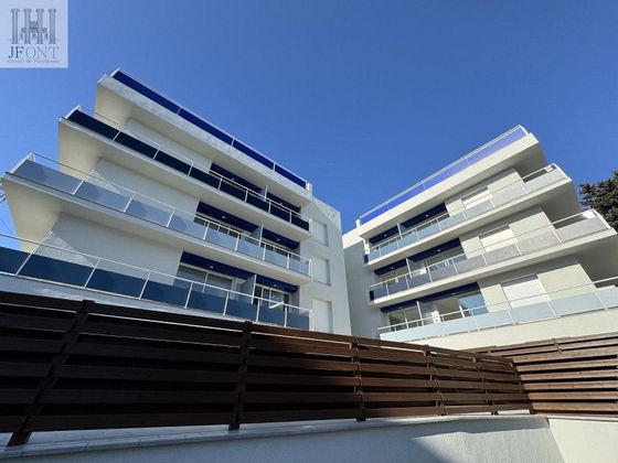 Foto 2 de Edificio en venta en Centre - Torredembarra con piscina