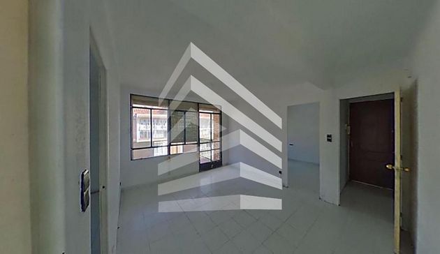 Foto 2 de Venta de piso en Balaguer de 3 habitaciones con balcón