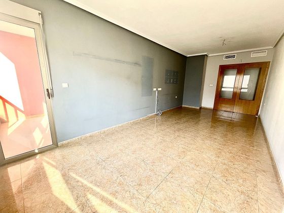 Foto 2 de Venta de piso en calle Diego Espadas Guirao de 3 habitaciones con terraza y aire acondicionado