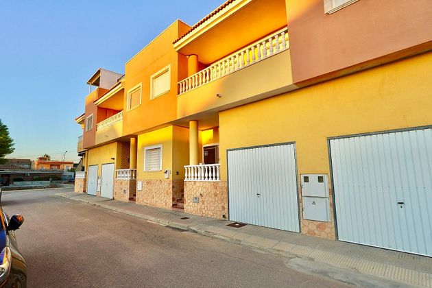 Foto 2 de Casa en venda a calle Vicente Blasco Ibañez de 3 habitacions amb terrassa i garatge