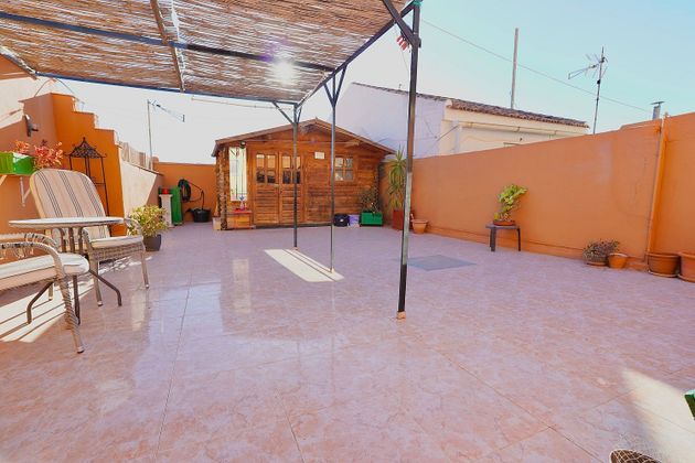 Foto 2 de Venta de casa en calle Menendez Pelayo de 2 habitaciones con terraza y aire acondicionado