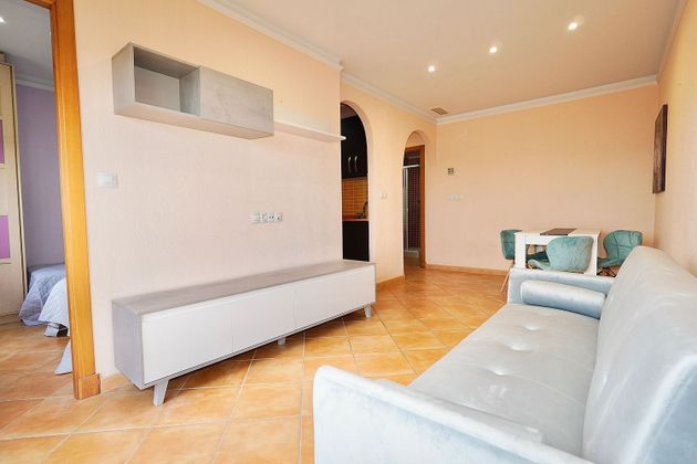 Foto 1 de Pis en venda a calle Orihuela de 2 habitacions amb terrassa i piscina