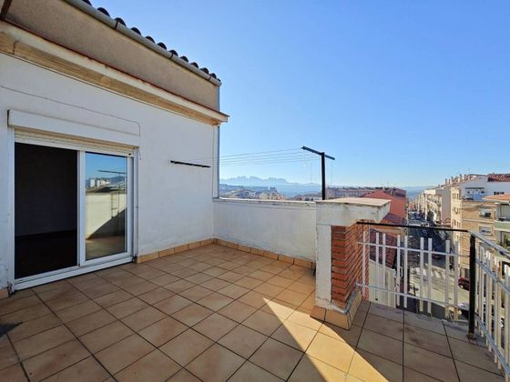Foto 2 de Ático en venta en Sagrada Familia de 3 habitaciones con terraza y balcón