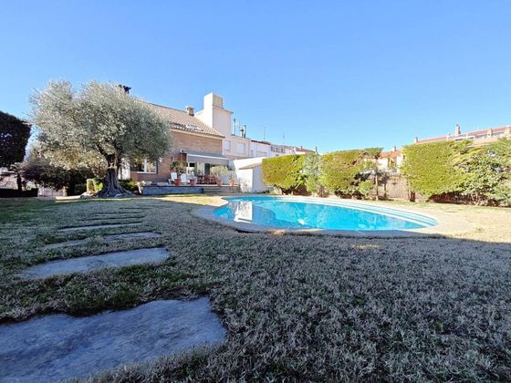 Foto 1 de Xalet en venda a Sant Vicenç de Castellet de 5 habitacions amb terrassa i piscina