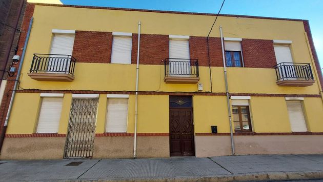 Foto 1 de Casa rural en venda a La Vega - Oteruelo de 3 habitacions amb terrassa i aire acondicionat