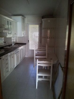 Foto 2 de Dúplex en venda a avenida Florentino Agustin Diez de 4 habitacions amb garatge i calefacció