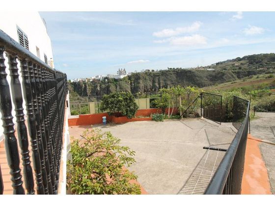 Foto 1 de Piso en venta en Santa María de Guía de 2 habitaciones con garaje y balcón