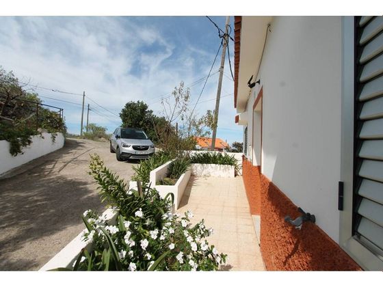 Foto 2 de Casa en venda a Santa María de Guía de 4 habitacions amb terrassa i jardí