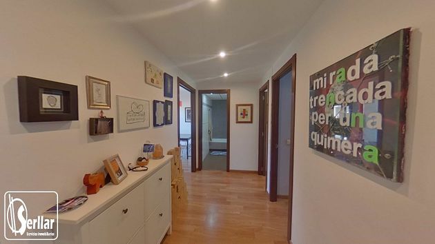 Foto 2 de Venta de piso en Llorenç del Penedès de 3 habitaciones con terraza y garaje