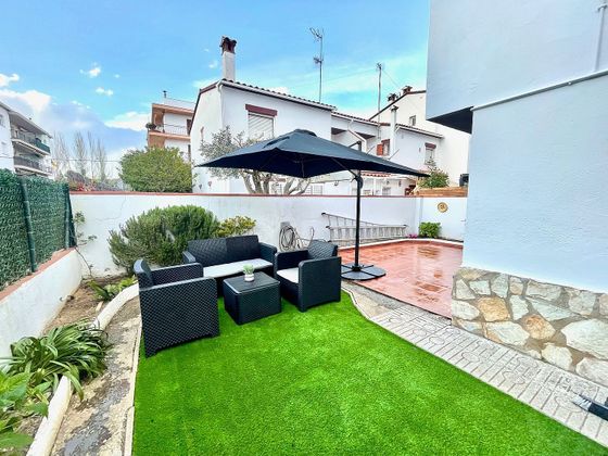 Foto 2 de Casa en venda a Vilamalla de 4 habitacions amb terrassa i garatge